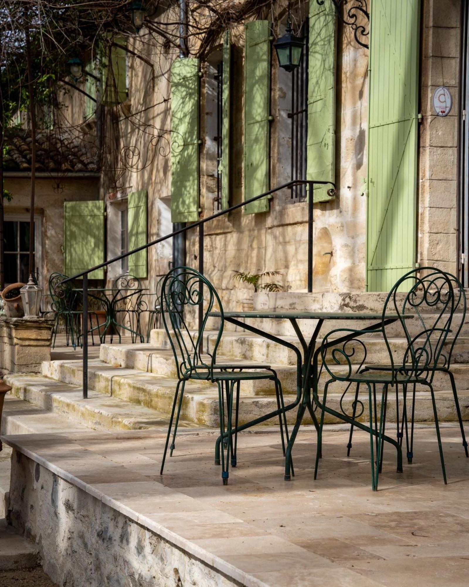 Auberge De La Treille - Chambres D'Hotes Avignon Exterior photo